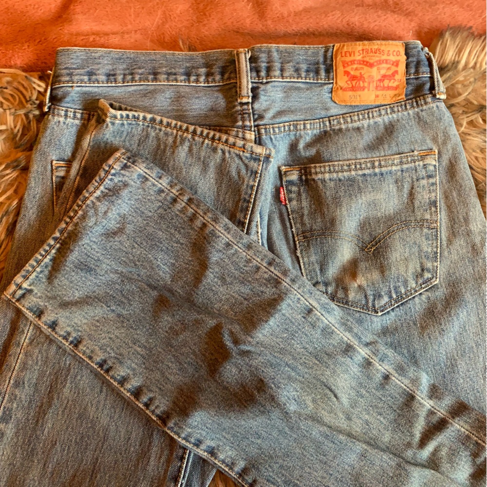 Levi’s Button-fly Jeans W31
